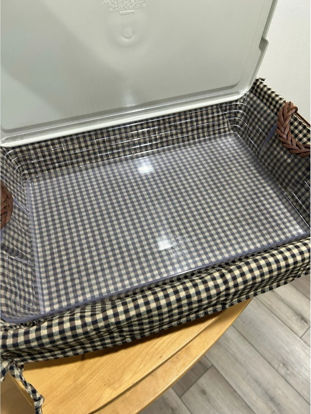 Longaberger Storage Solutions Large Serving Tray Basket Khaki Check Liner